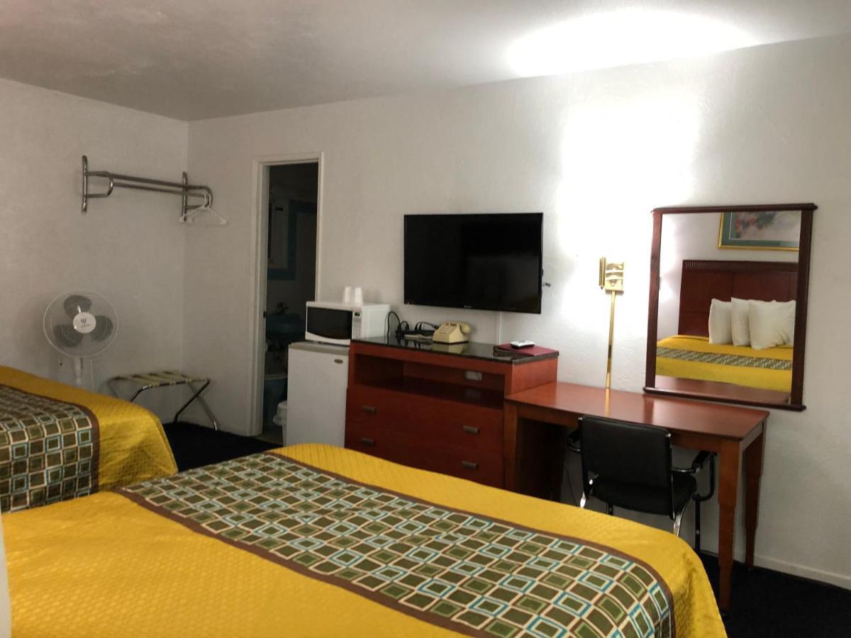 Best Budget Inn リーズポート エクステリア 写真