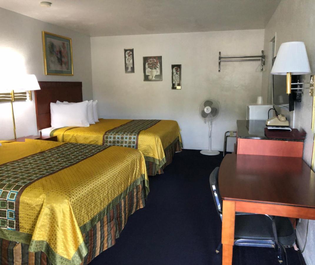 Best Budget Inn リーズポート エクステリア 写真